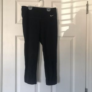 Nike Crop Leggings